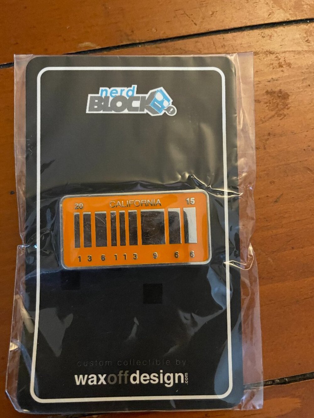 Fifth Element Taxi Plate Pin